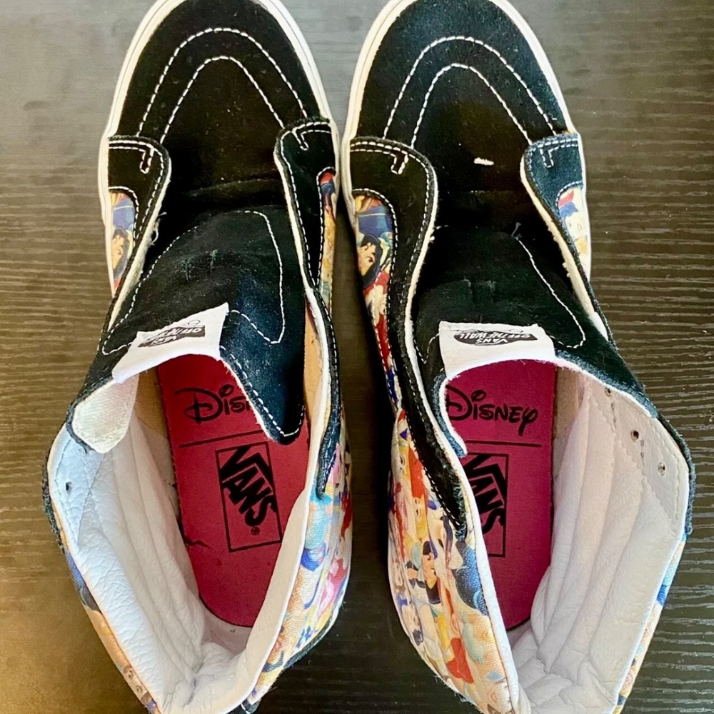 Vans Disney Collab SK8-Hi Slim Multi Princess Print. Limited Edition W-10 - Picture 4 of 5